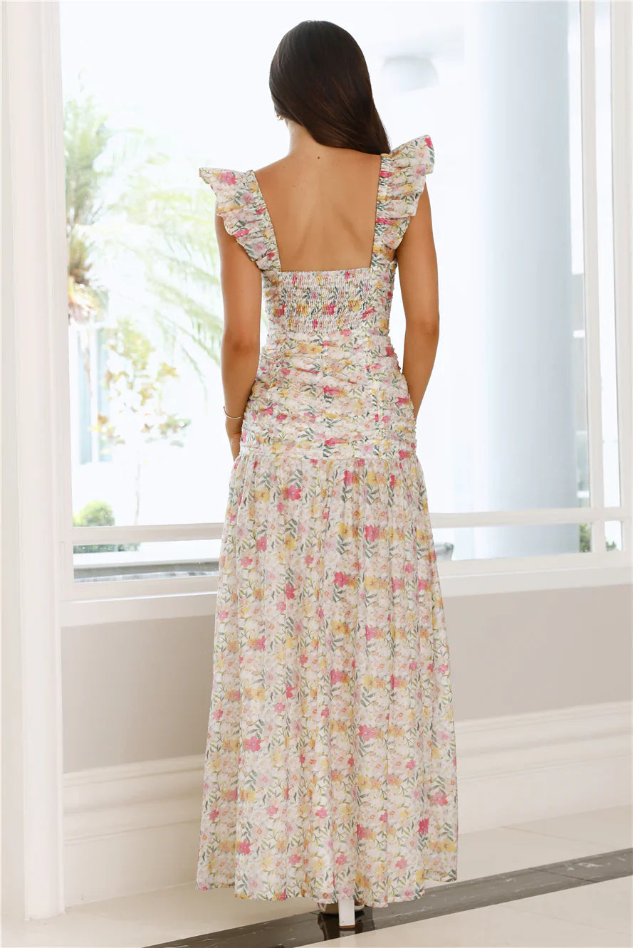 Refreshing Aura Maxi Dress Cream